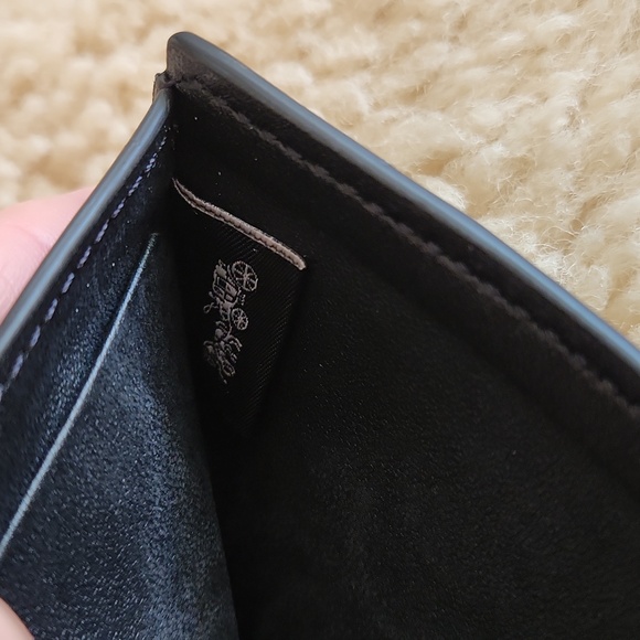 NWOT Coach Men's Black Leather Embossed Signature Bifold Wallet 🖤🎁 - Picture 14 of 14